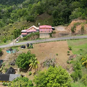 Lodge Cuevas, Las Cuevas